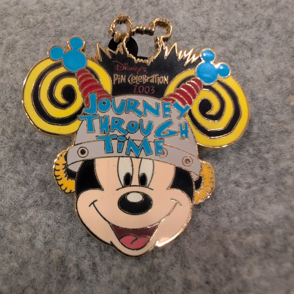 Disney Pin Celebration 2003 Journey Through Time Mickey Mouse LE 2500 Pin - Picture 1 of 3
